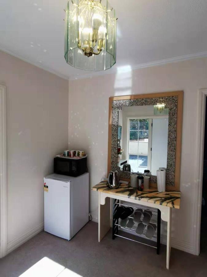 Large Private Room In Modern Stylish House Dunedin Esterno foto